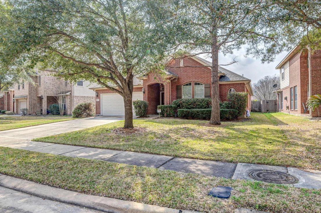 Photo of 5026 Redleaf Forest Lane
