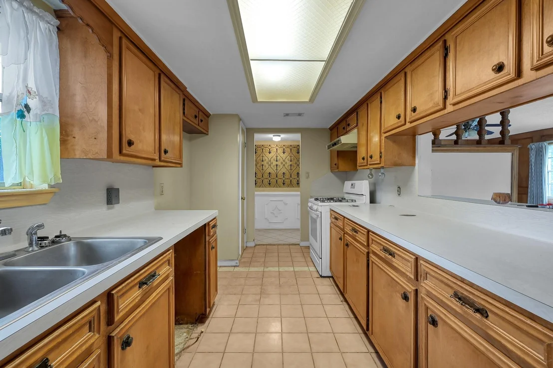Photo of 16310 Weaver Lane