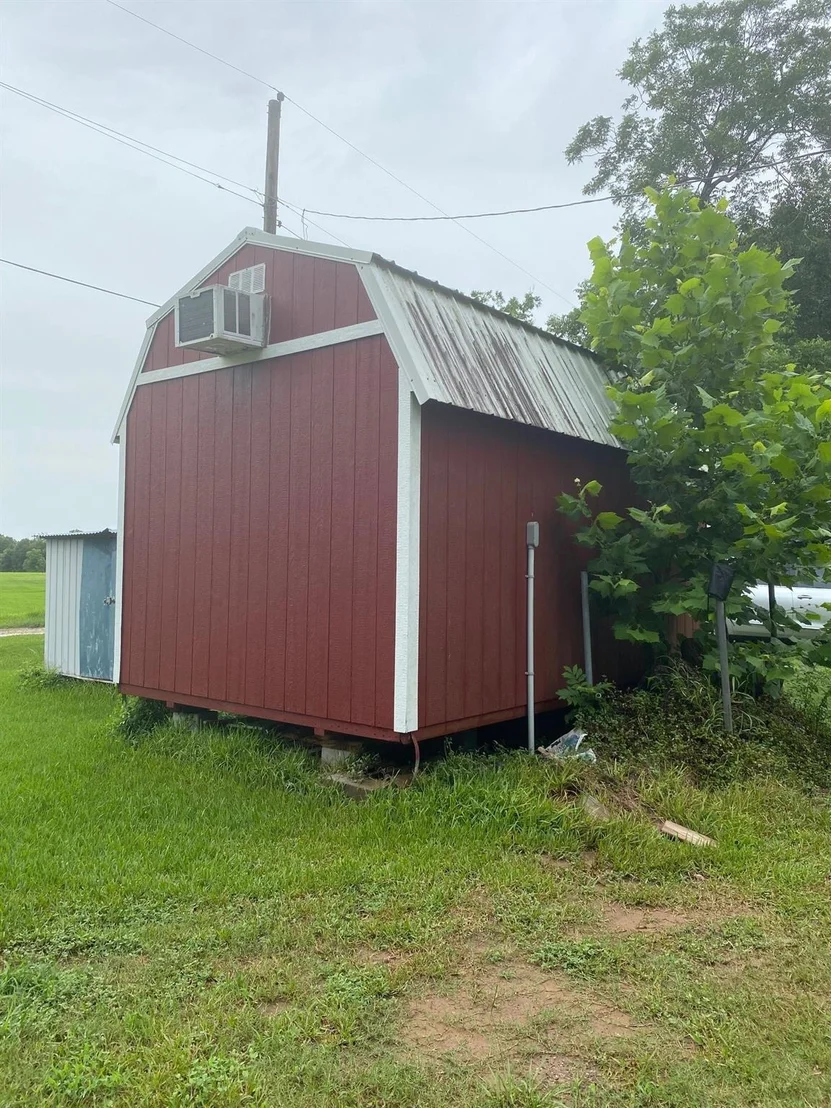 Photo of 5401-7 County Road 334