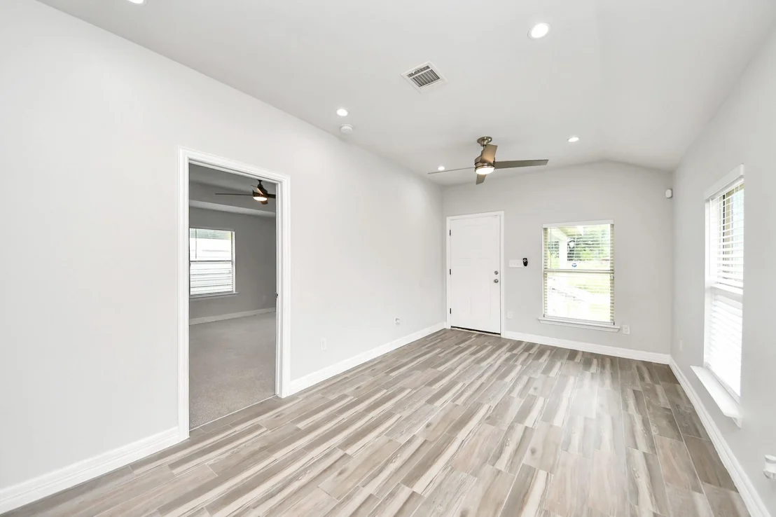 Photo of 6613 Morrow Street