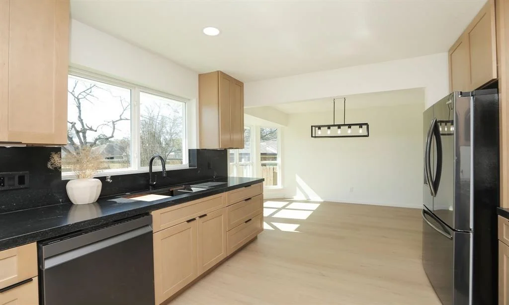 Photo of 16831 Bouldgreen