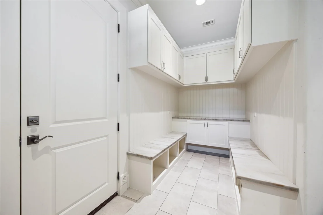Photo of 2101 Dickey Place