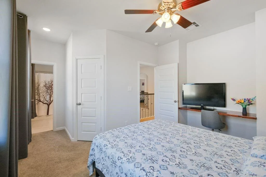 Photo of 8710 Grasswren Road