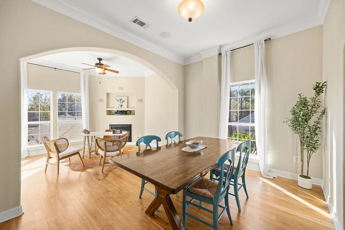 Photo of 609 Gardner Street