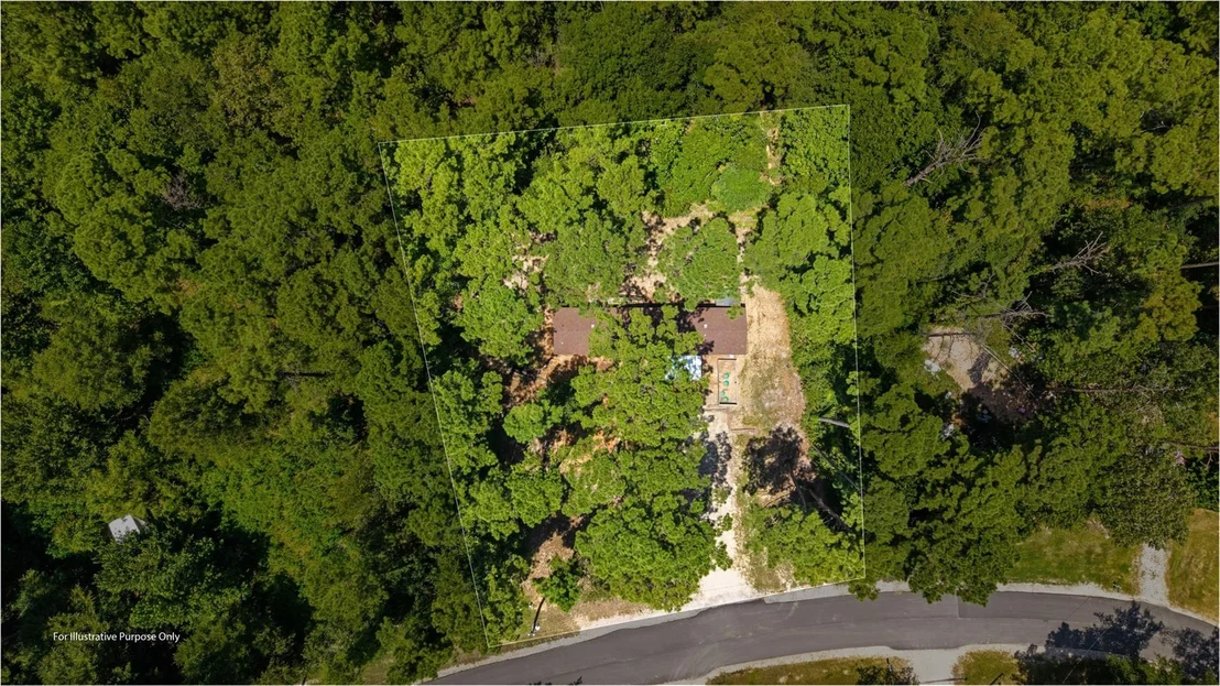 Photo of 350 Oak Tree Drive