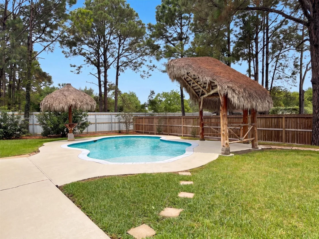 Photo of 1005 Lewis Drive