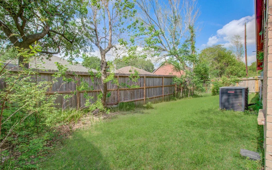 Photo of 4911 Tealgate Drive