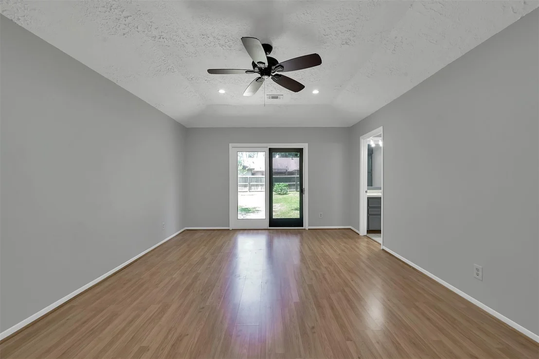 Photo of 27121 Wells Lane