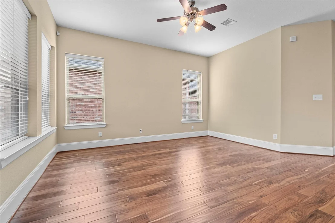 Photo of 8603 Crescent Valley Lane