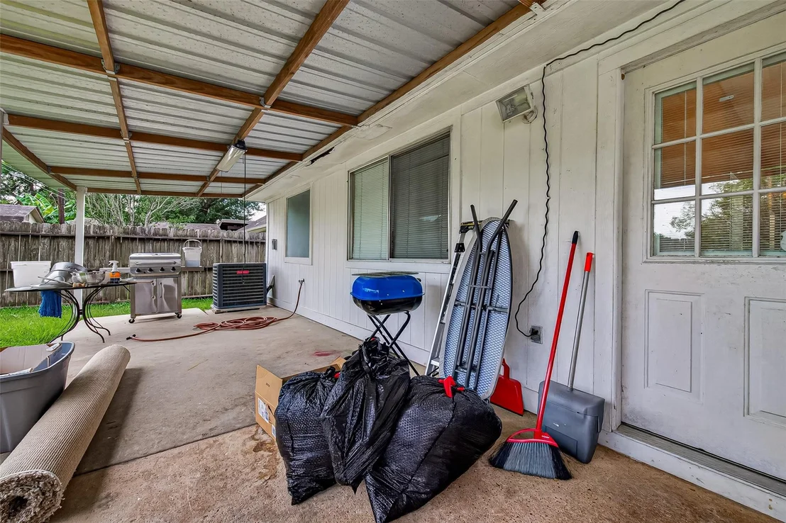 Photo of 3501 Riverside Drive