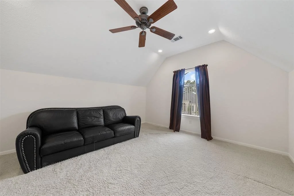 Photo of 76 Sarasota Circle N