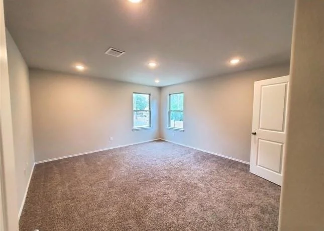 Photo of 905 Chickasaw Drive