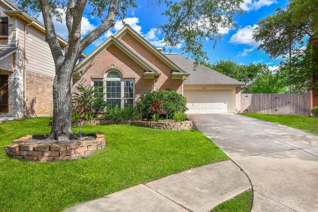 Photo of 21206 Twisted Willow Lane