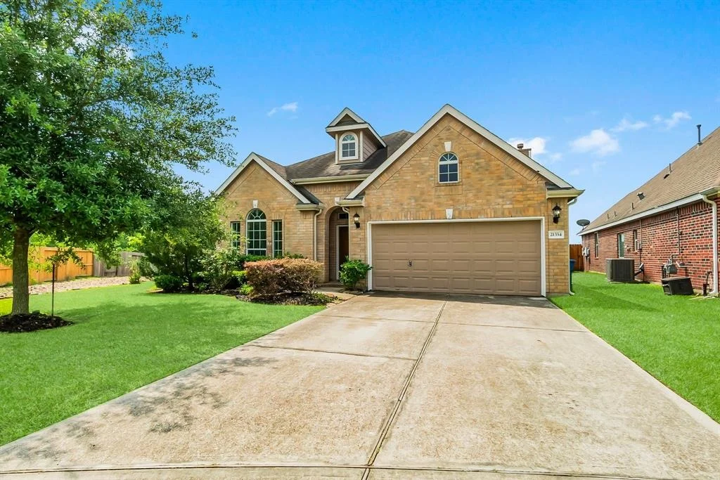 Photo of 21334 Mandarin Glen Circle