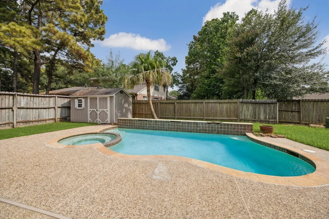 Photo of 2214 Wickburn Drive