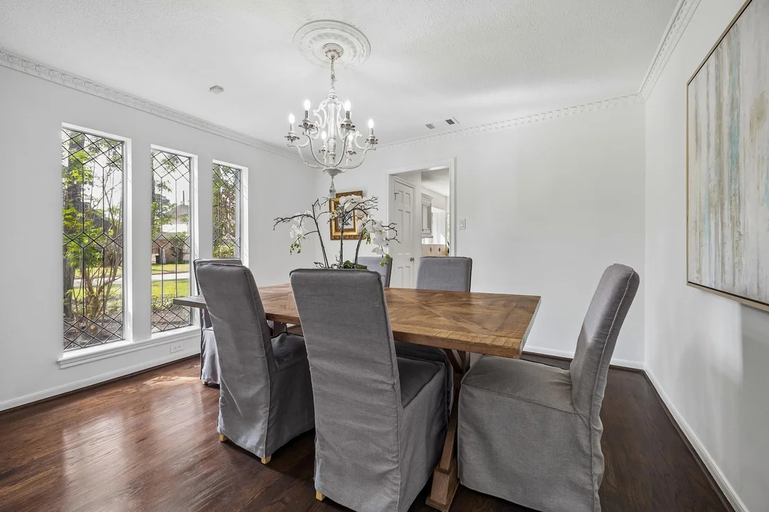 Photo of 9718 Oxted Lane