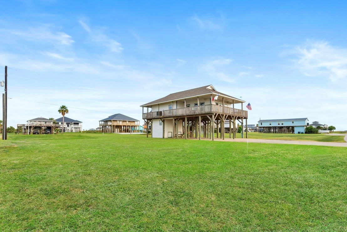 Photo of 210 Fathom Drive