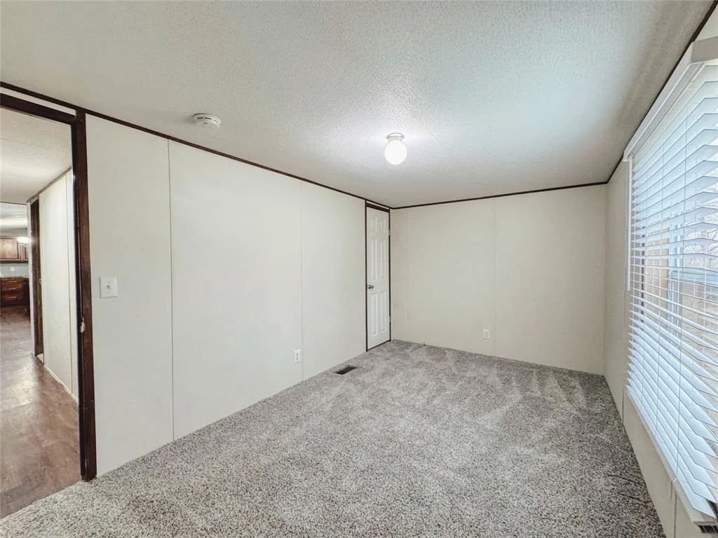 Photo of 15950 Live Oak Circle