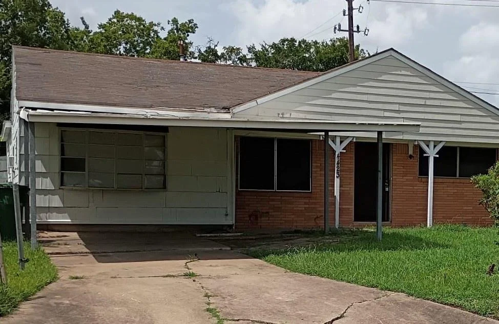 Photo of 4423 Holloway Drive