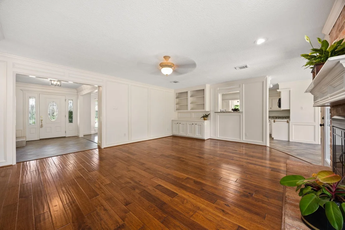 Photo of 12106 Oakcroft Drive