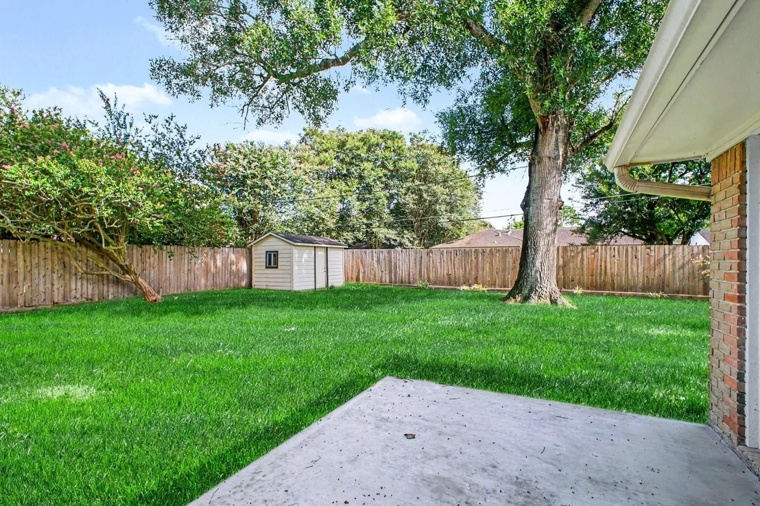 Photo of 5443 Redstart Street