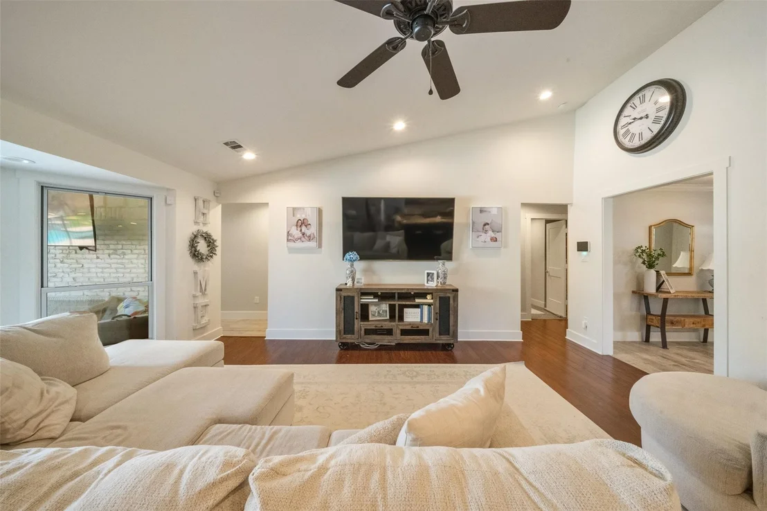 Photo of 8710 Burkhart Road