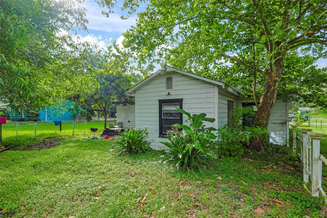 Photo of 826 Retama Street