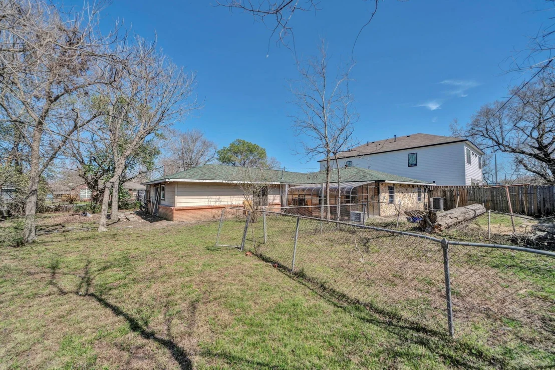 Photo of 3826 Noah Street