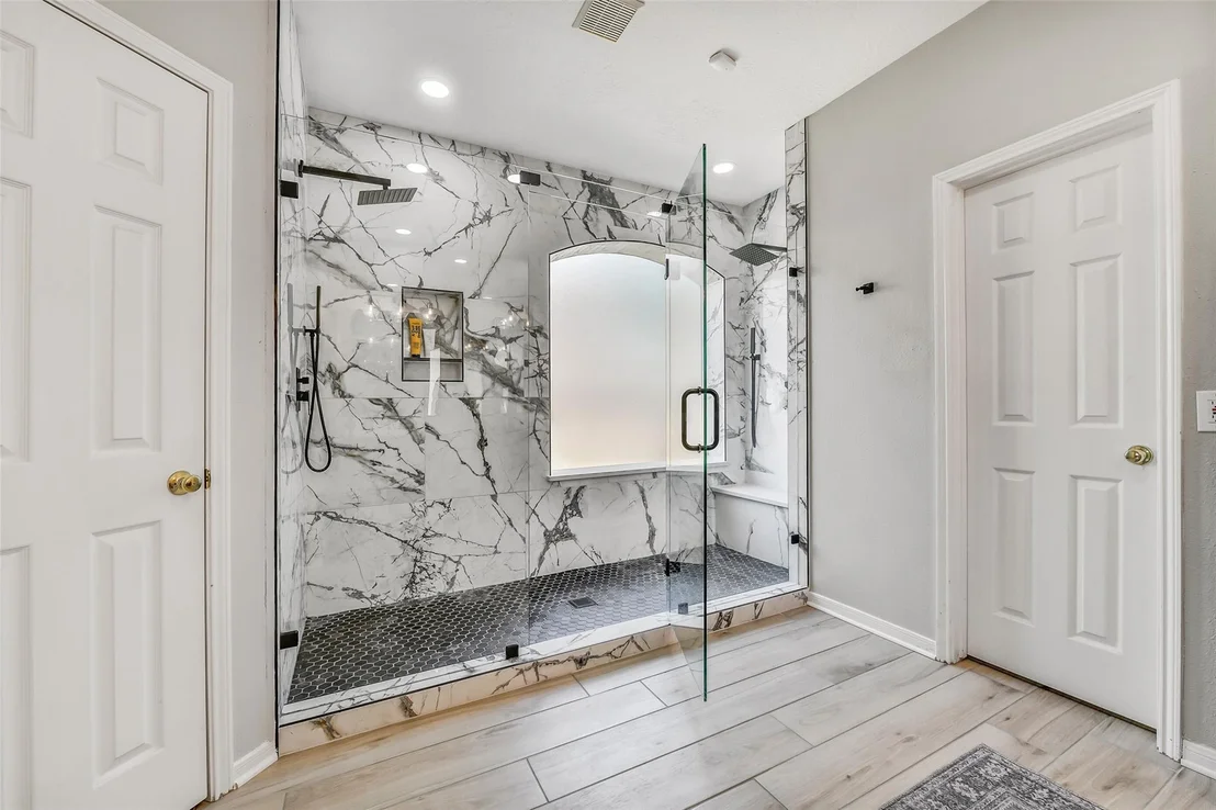 Photo of 2864 Everett Drive