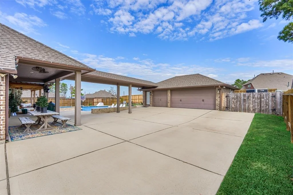 Photo of 40694 Damuth Drive