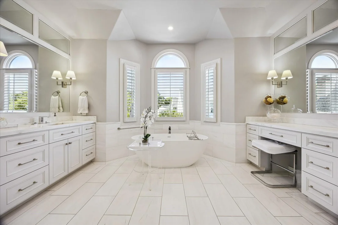 Photo of 1020 River Glynn Drive