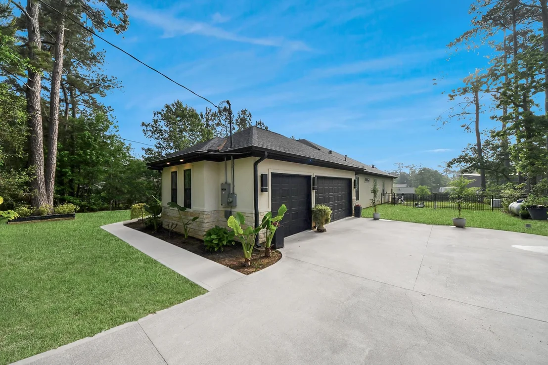 Photo of 40802 Rolling Forest Drive