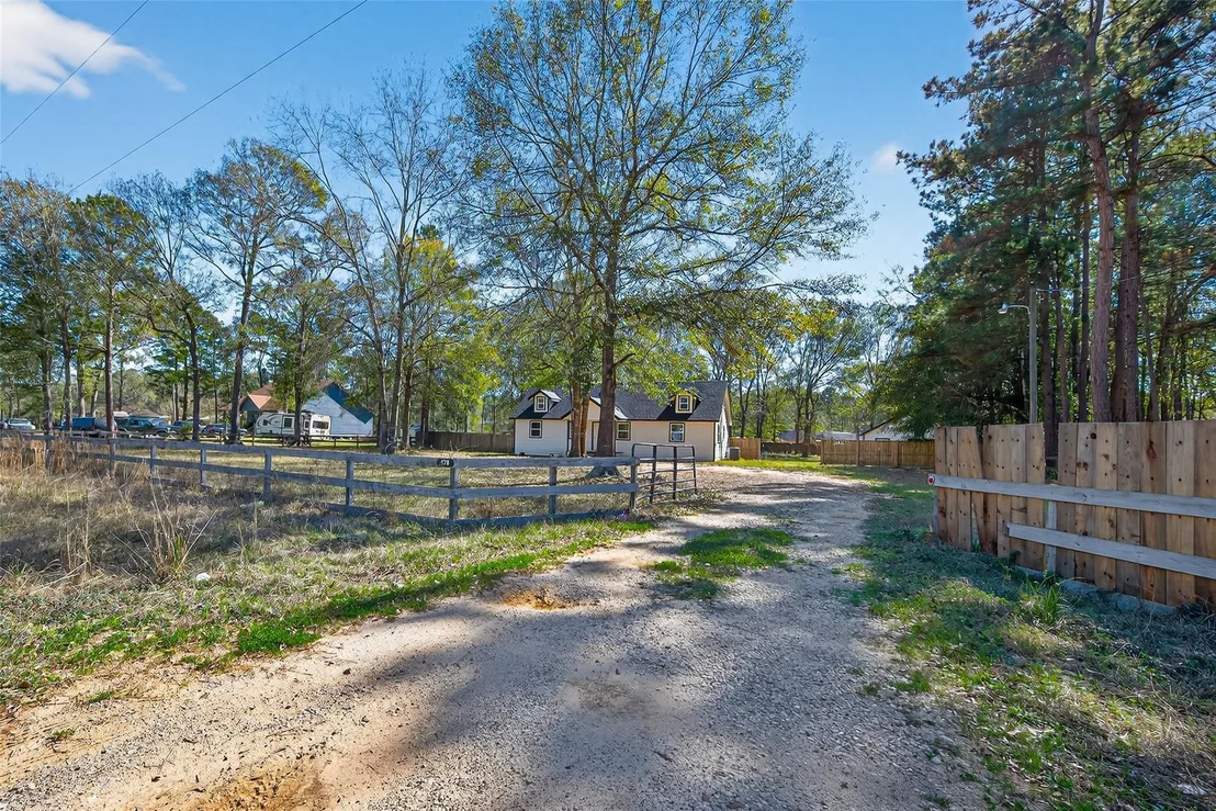 Photo of 170 Walter Drive