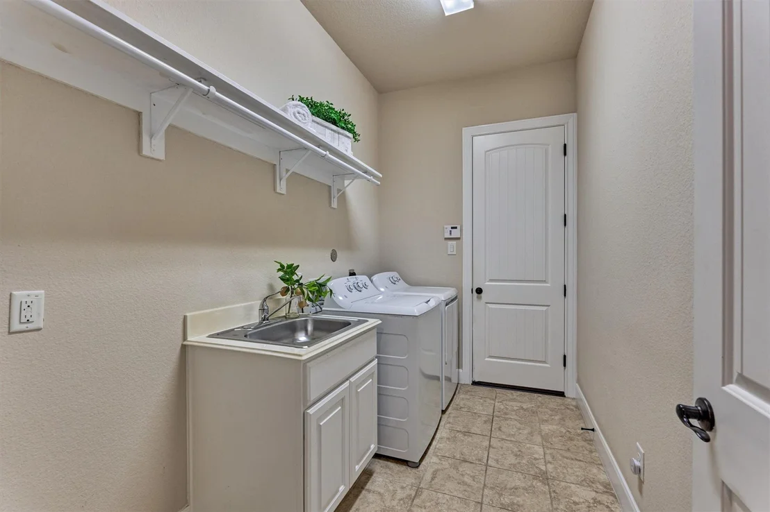 Photo of 25 Red Moon Place