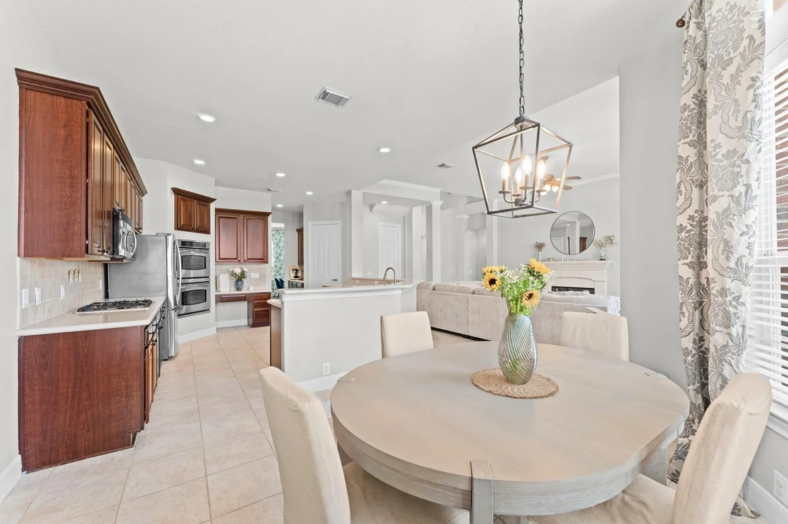 Photo of 7218 Diamond Falls Lane