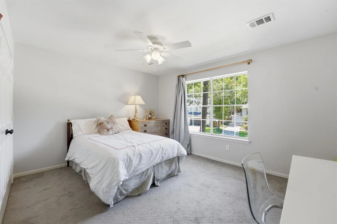 Photo of 37 Treescape Circle