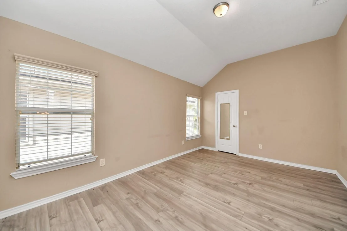 Photo of 706 River Delta Lane