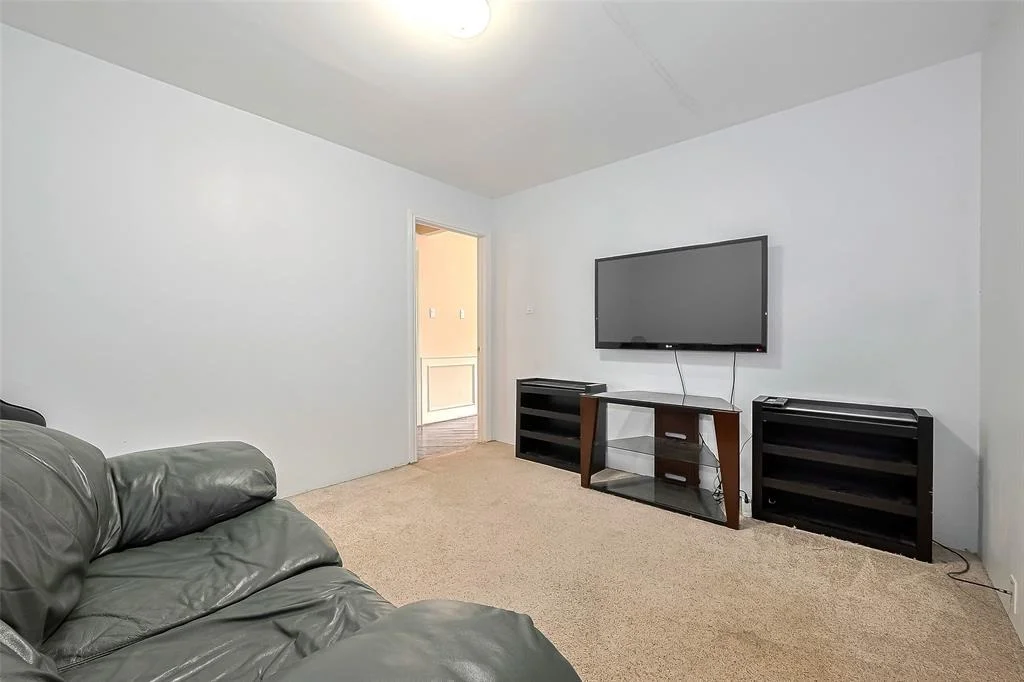 Photo of 22118 Fielder Drive