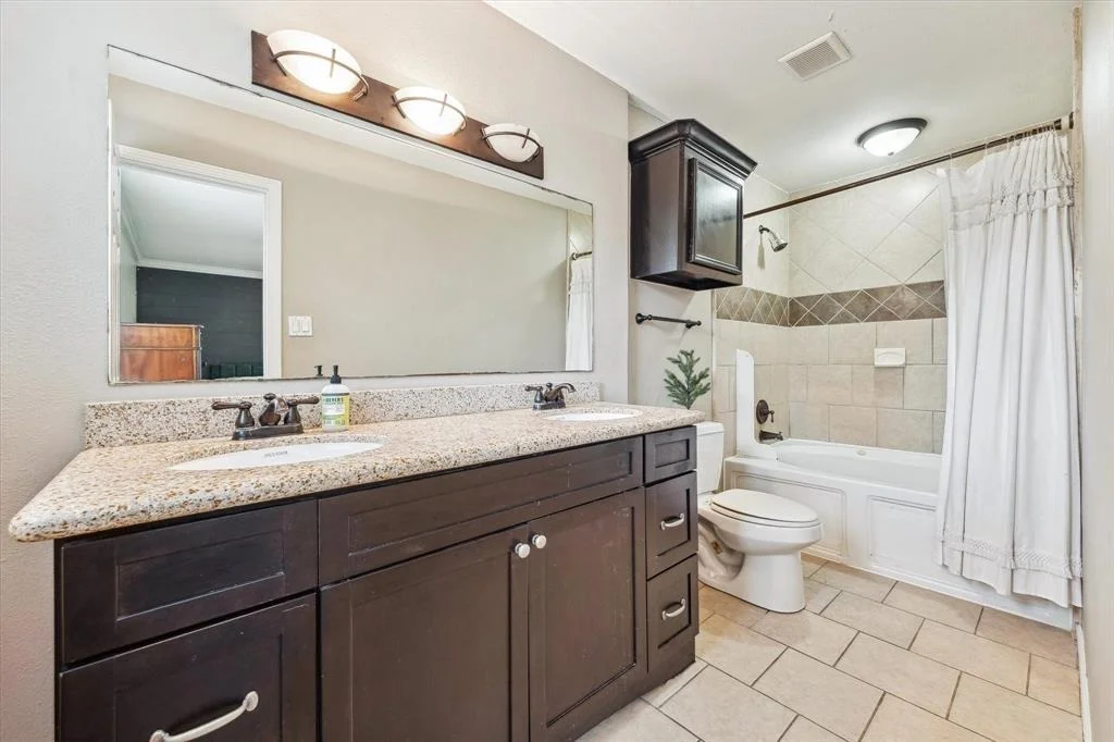 Photo of 3910 Dolphin Lane