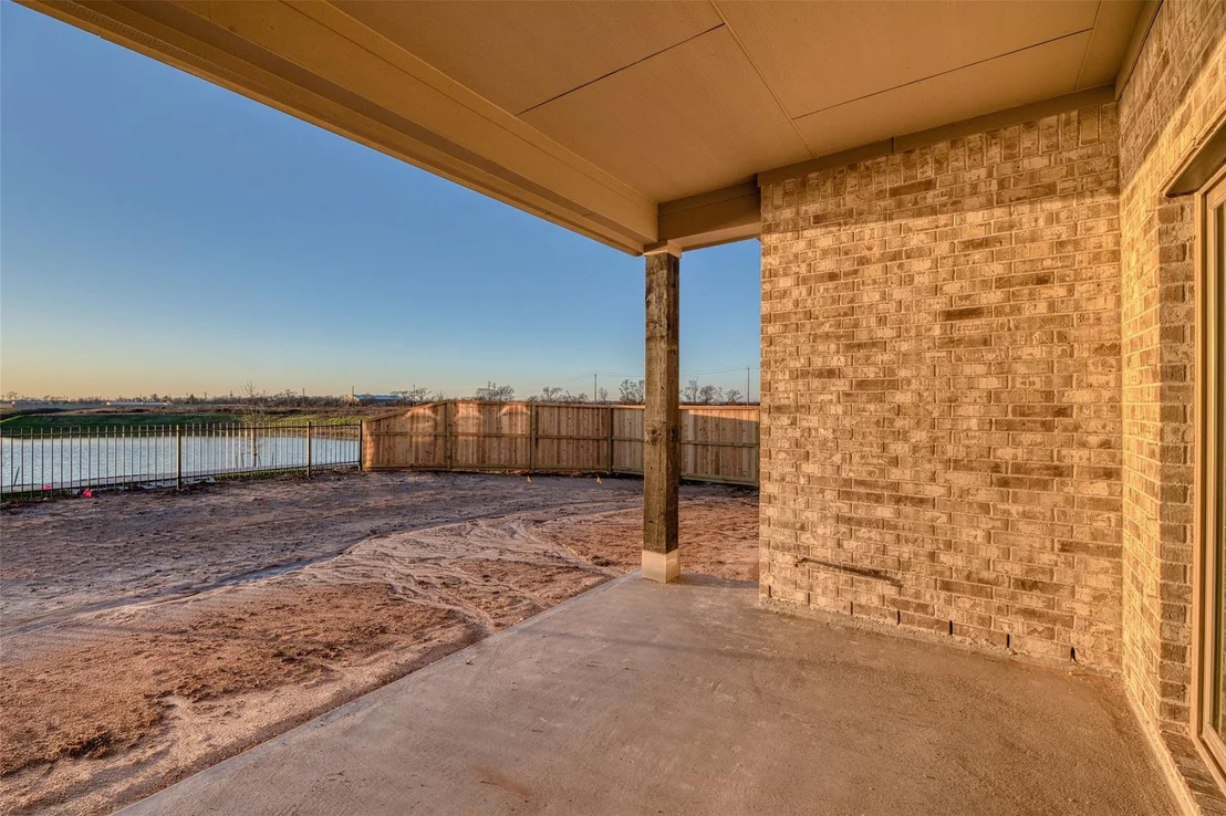 Photo of 21122 Sunlight Grove Drive