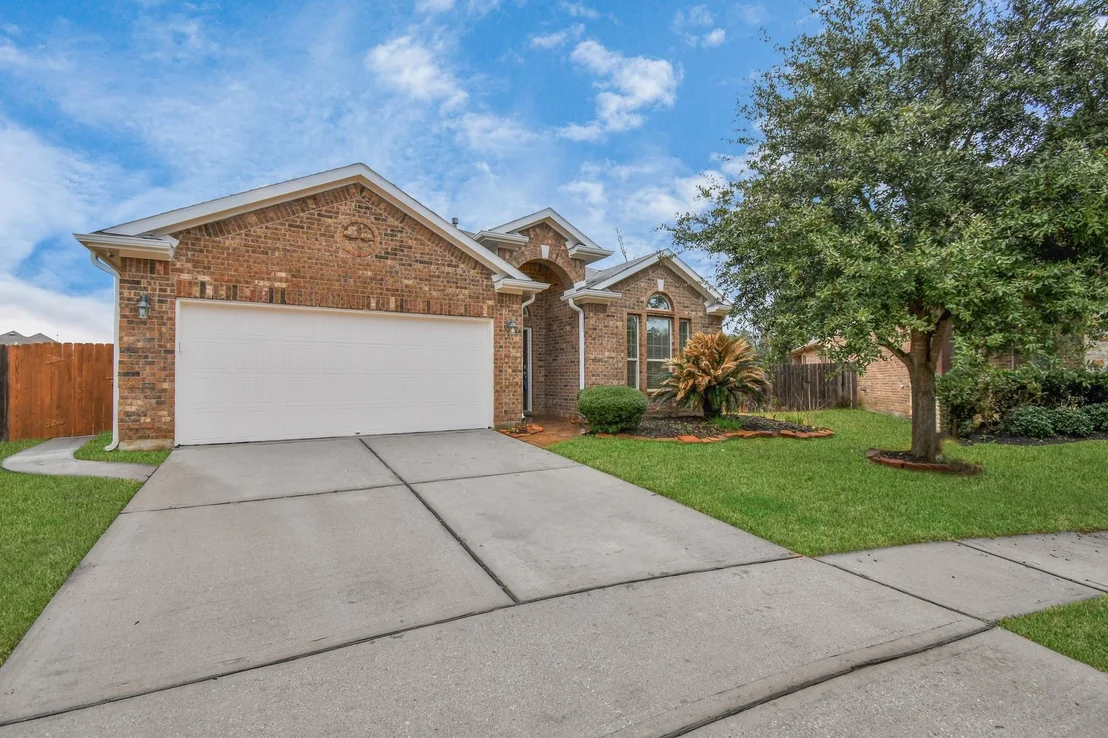 Photo of 25827 Rustica Drive
