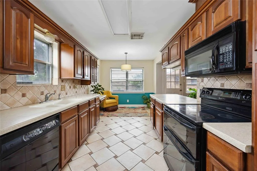 Photo of 6107 Brown Bark Drive