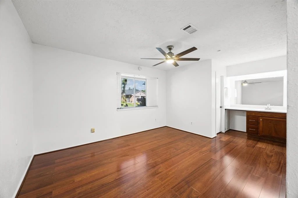 Photo of 1370 Stevenage Lane