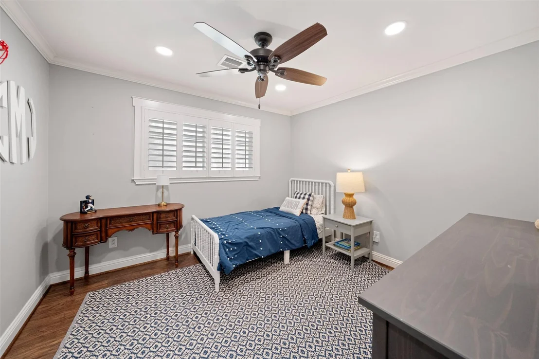 Photo of 14231 Carolcrest Drive