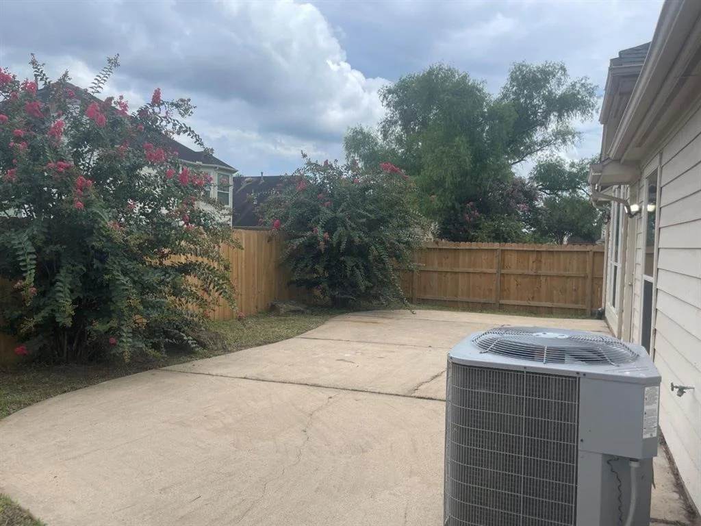 Photo of 2811 Darby Brook Drive