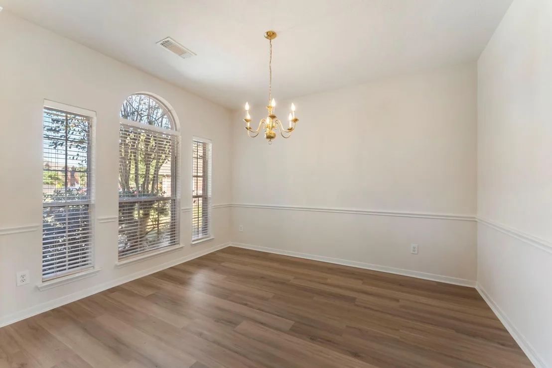 Photo of 19106 Poplar Trails Lane