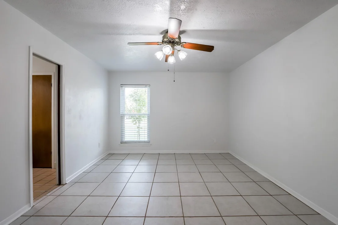Photo of 818 Seafoam Road