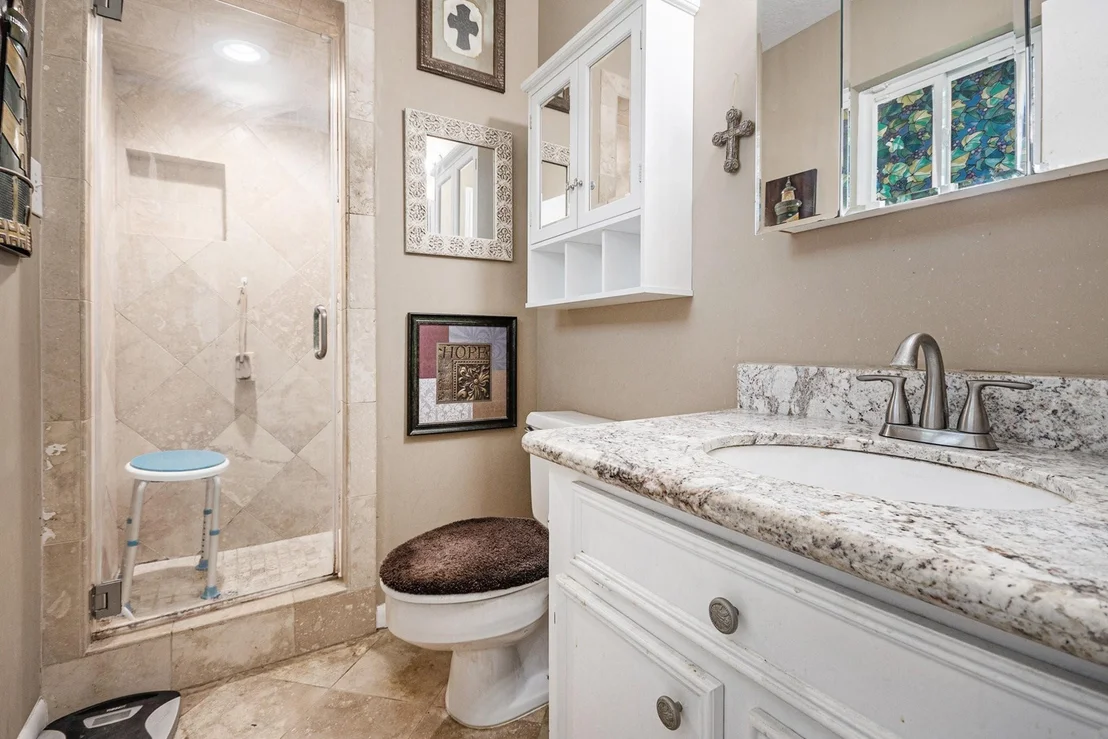 Photo of 830 Seamaster Drive