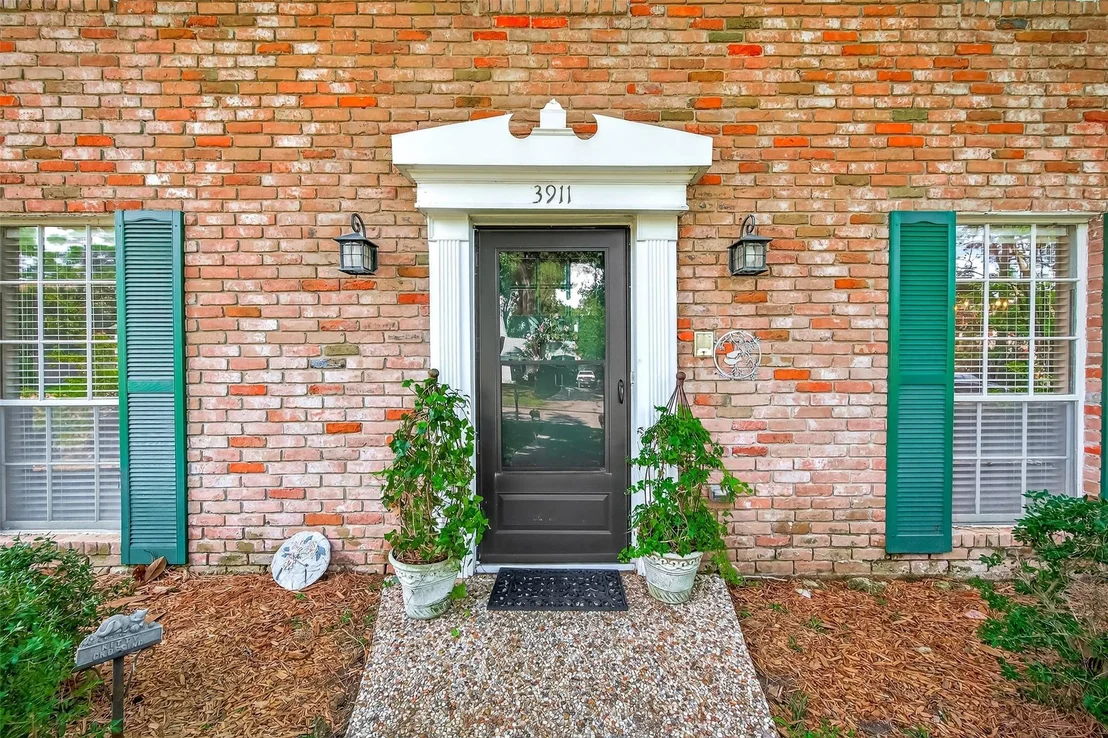 Photo of 3911 Highpines Drive
