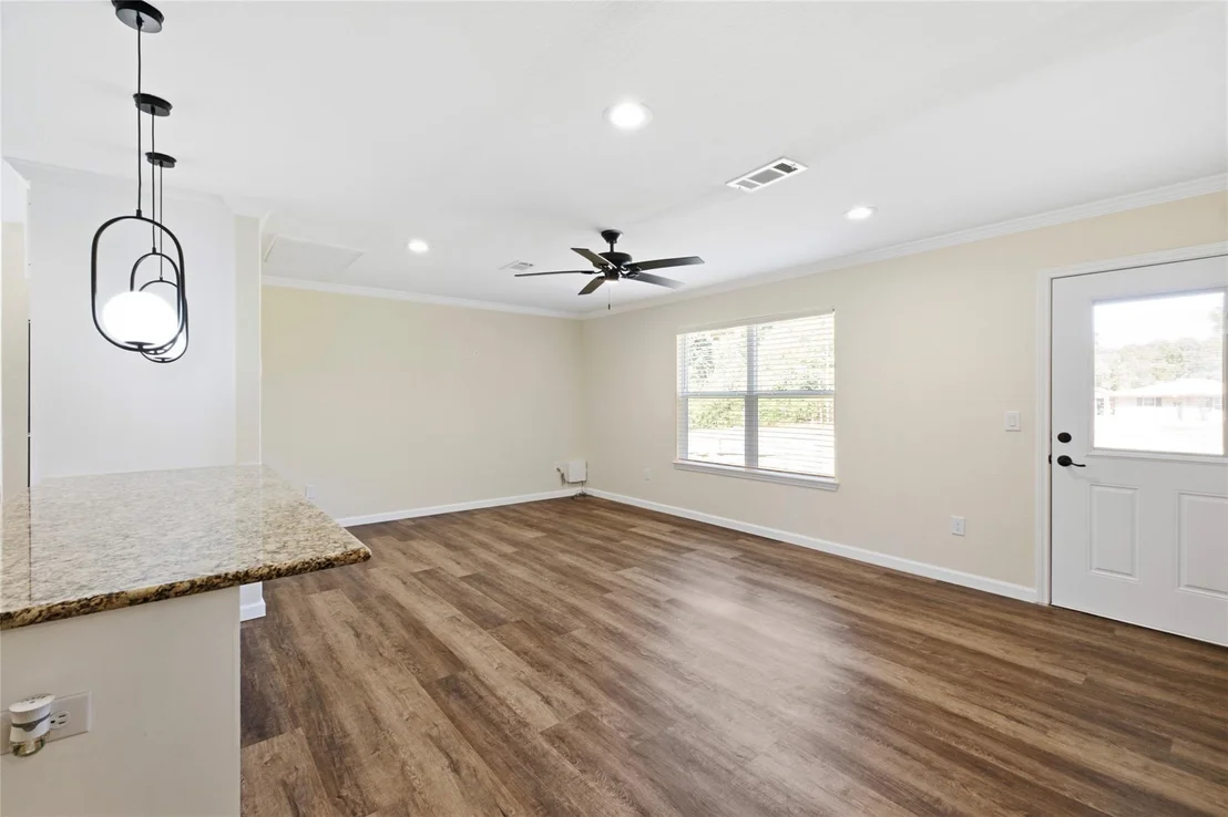Photo of 340 Oak Ridge Drive
